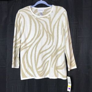 Ladies sweater size medium Alfred Dunner